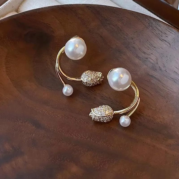 FLOWER STUD EARRINGS